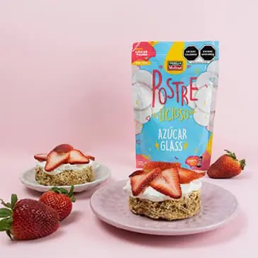 Mostachon de fresas y queso crema